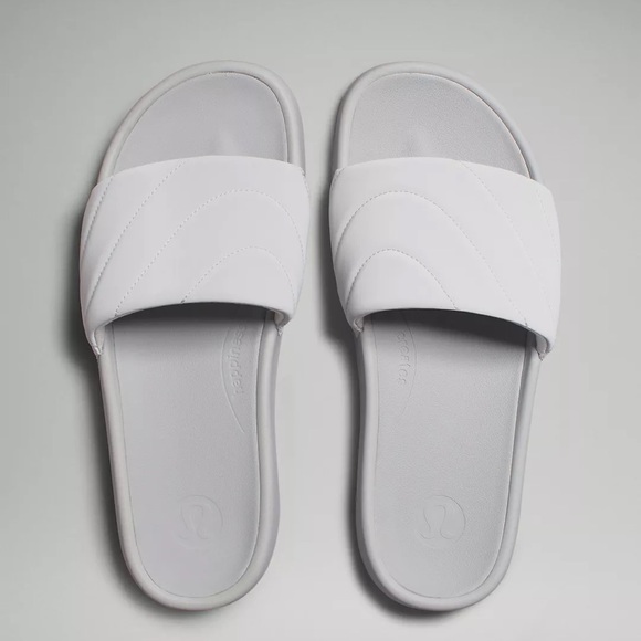 Lululemon Restfeel Women's Slide (Quilted) - Picture 4 of 7